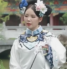 禁忌之爱贵妃裙下臣,文冰冰主演,高清1v片源,限量384MB,百度云资源独享