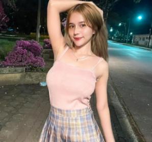 独家福利！与游戏主播、网红一起体验反差婊的极致欢愉！