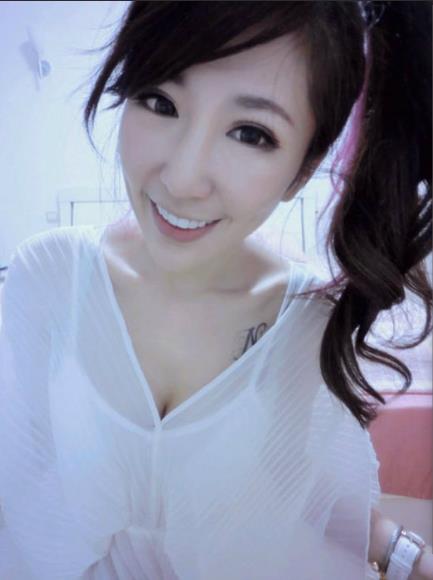 台湾女神贝拉alleys全系列合集：Swag风格cheng+ren+shi+pin热卖中！