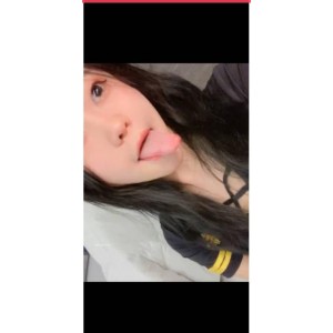 校园诱惑：苏苏耶学生妹合集，让你欲罢不能！