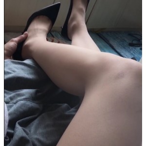 江大校花私密自拍视频，高清完整版，仅2.5G！