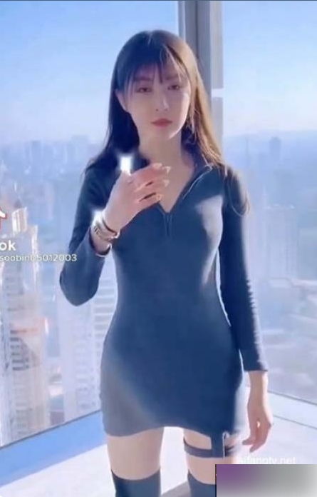 《国外TikTok小姐姐作品合集：极致诱惑，让你欲罢不能》