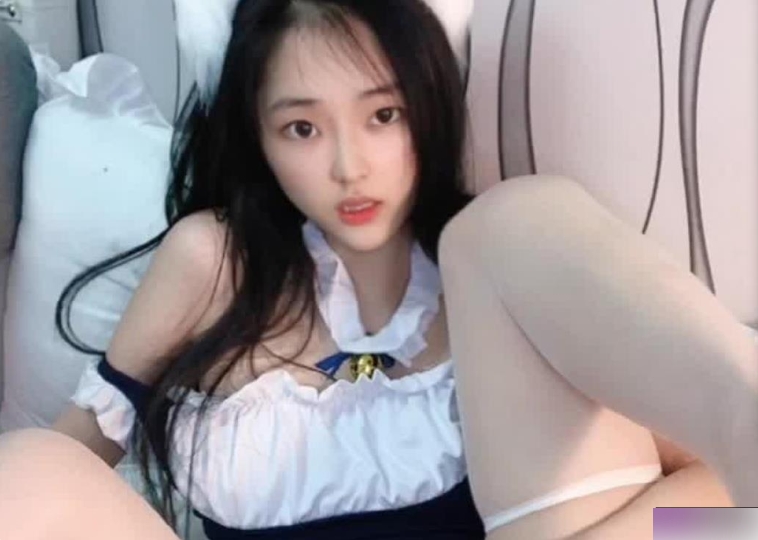 《猫耳女仆的诱惑作品，让你沉醉在推特芋喵喵的世界》