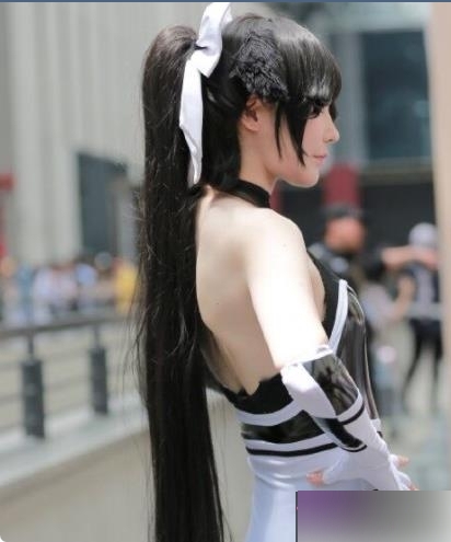 高颜值兔女郎：身临其境的互动cheng+ren+shi+pin体验