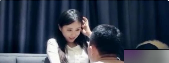 《高颜值小姐姐探花作品，约拍惊艳视觉盛宴》