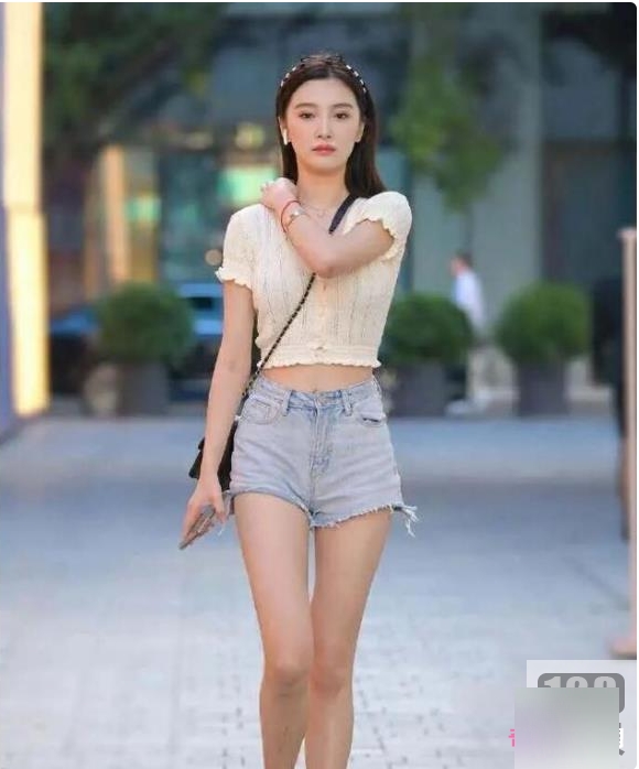 “极致诱惑!fly利资源美女微拍合集,让你畅享成人世界!”