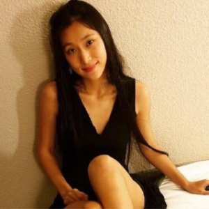 《网红刘玥留学生的诱人作品》