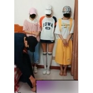 火辣学生妹直播R偿作品，尽情享受！