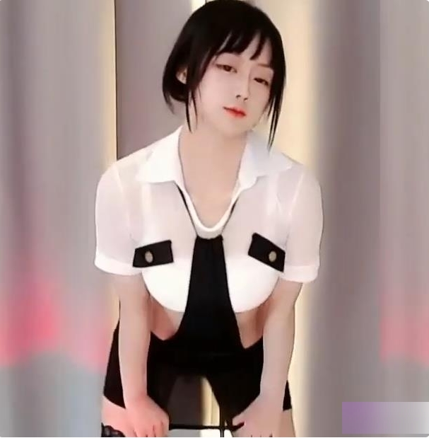 「奇妙独家:清纯林小花L舞首次散播,超有尺度的虎牙重磅cheng+ren+shi+pin」