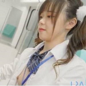 地铁上的噼里啪啦：麻瓜豆豆新人女星尤莉_Yuri火辣登场！