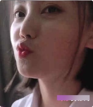 火辣小成熟主妇日常合集：依云最新快手视频！