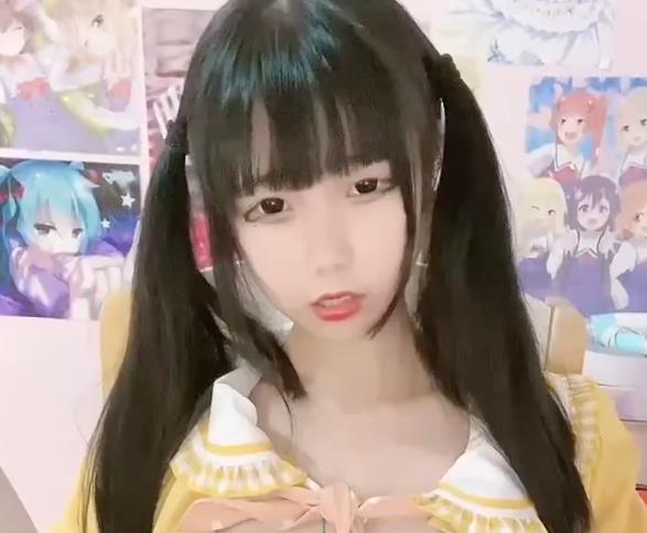 双马尾妹子推特合集