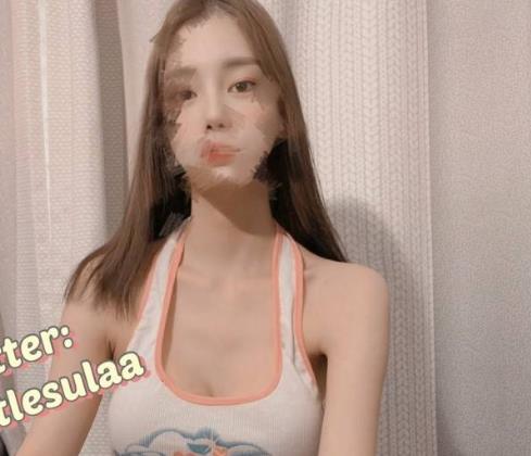 S级女神的私拍照片，万众瞩目的OnlyFans尤物