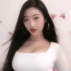 三倍快乐-抖胸乳摇素抖音快手三屏剪辑25V10.3G