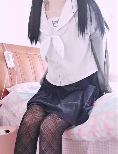 韵韵定制的精选长腿女神，A4腰，1.73GB的土豪商品