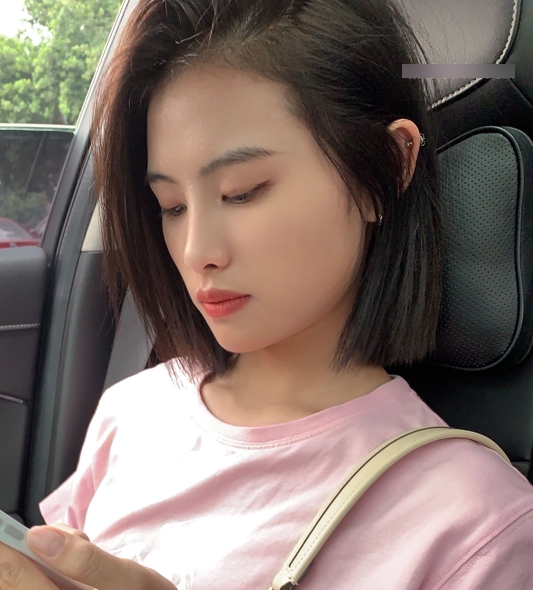 抖音女主播抠动掏小东西打包，00后必备的10V6人游7.2g多种下载