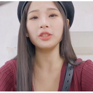 婕咪美容室开业，尽显美少女风采