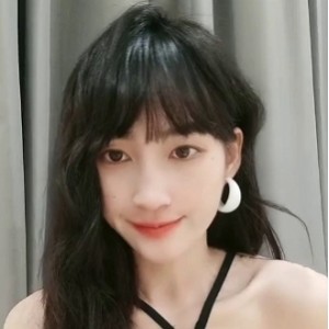 学妹诱惑：颜值高身材好美腿诱人的2v1.6g度盘精选