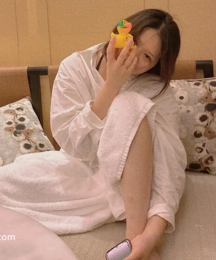 良家视图:2022年最新反差婊视觉盛宴,高清401P画质,震撼72V音效,持久714M存储空间,百度盘下载