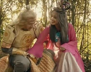 西游记：铁扇公主与甜猴哥的战斗