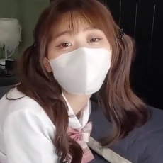 双马尾JK妹子穿白丝袜的学生装，搭配cola酱，推着无屏障后推车，在某处内释分享的转载搬运内容，可在百度盘获取。