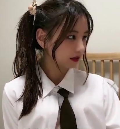 杏吧阿雅黑丝妹妹自行打包视频