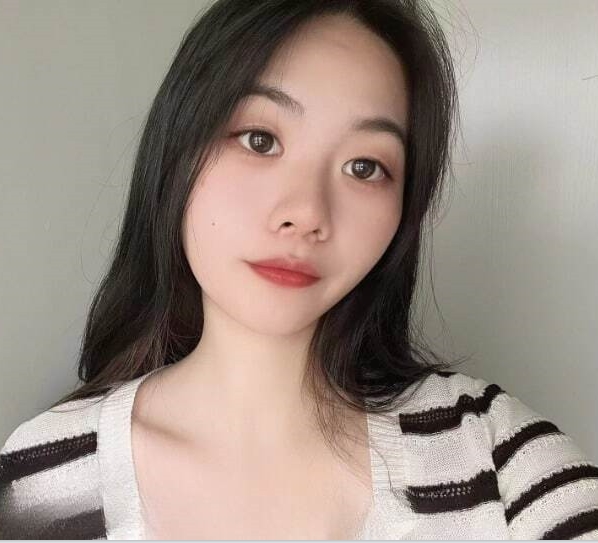 重庆奶茶店00后美女摄影师拍摄的C杯美女抠动作品百度盘分享