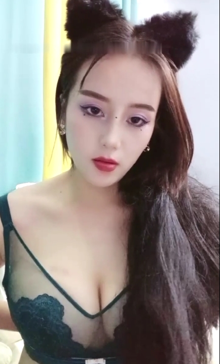 金牌老主播的吊钟奶在百度盘上放飞自我