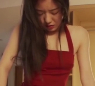 精选红衣服装，适合约会的乖乖女款式，小姐姐推荐，可在百度盘获取。