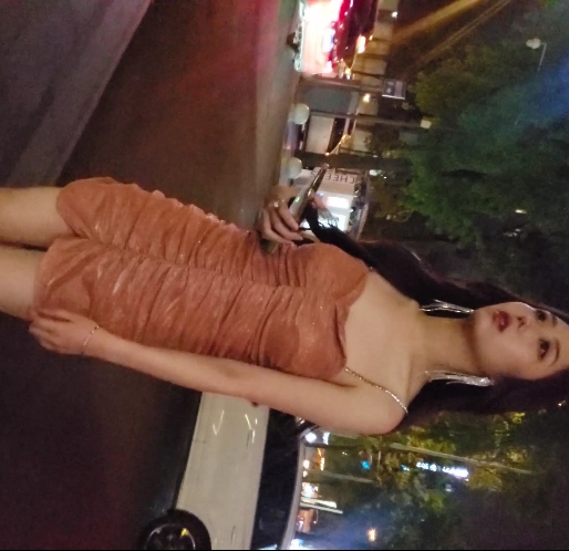 玲玲连衣裙，高跟美腿，3V视频，6.16G百度云