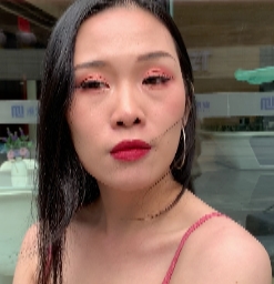 性感吊带长腿美女视频，高质量紧身裤，支持9V电源和3.5G网络，可在百度云上观看。