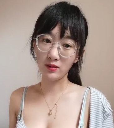 老师备课时发现道具漏奶,神秘处猛磨,需要转载搬运资料,可使用百度盘。