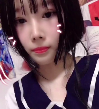 网红福利姬白丝学生服装仙萝