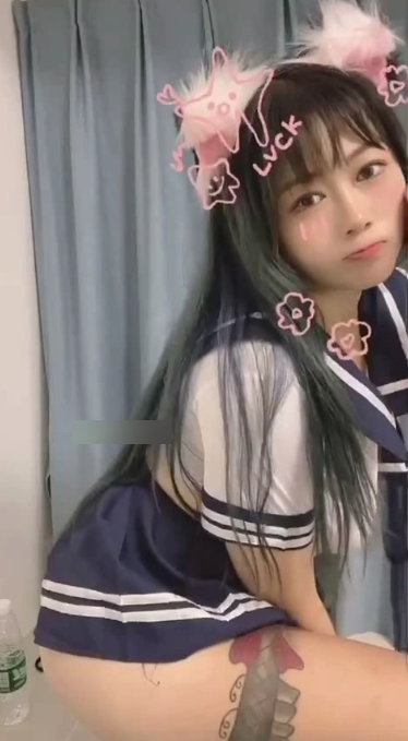 自行打包的互动团建活动：月下展示小小狗，一步到胃的主人扩肛