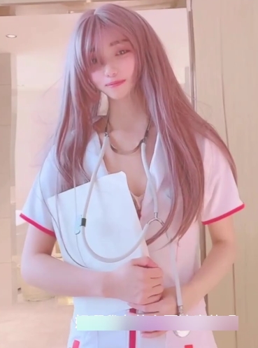 女护士献身患胀娆释放浓浓不明液，治疗百度盘