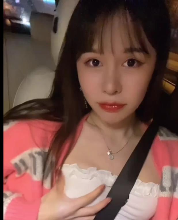 TS张思妮肤白貌美G女闺蜜1V-678M