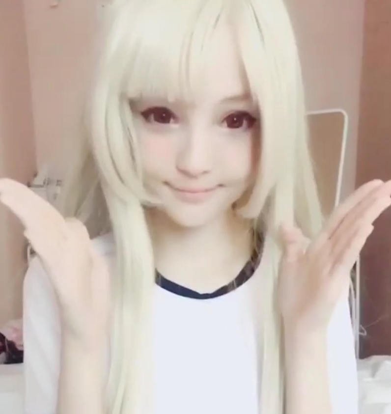 乱来妻子大场面套图白皙女王图片集