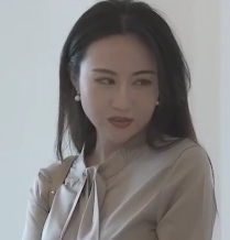 装修工与女房东发生冲突，中途退出工作，未完成任务