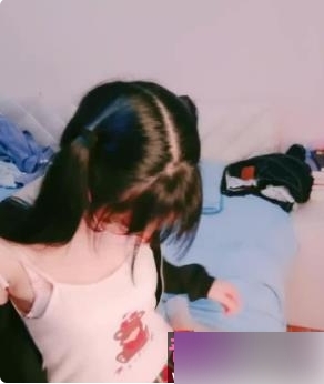 推特上的双马尾妹子的涂鸦作品