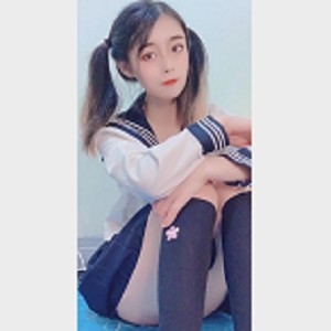 粉嫩妹子穿水手服，戴丝质袜子的私人房间抽搐视频