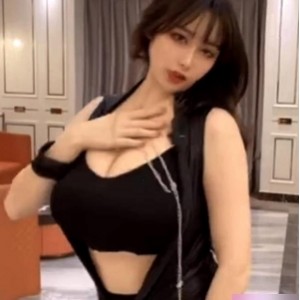 斗鱼颜值主播架子小九自拍