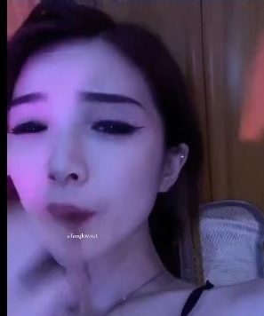 抖音网红女神小蔡的榜上大哥撞击