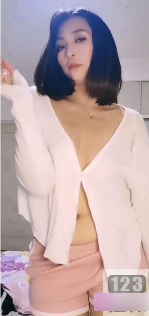 快手主播貂蝉姐姐，拥有1.1万粉丝