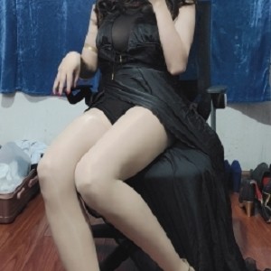 网红拍摄的水银灯短视频：妩媚风格、美丽颜值、性感迷人