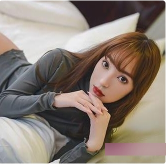 奇妙独家：顶级模特超有尺度拍摄花絮