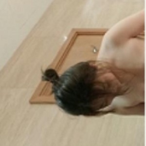 胡子大叔酒店的约P服务：与美女大学生共度时光，先享受舒适洗澡体验