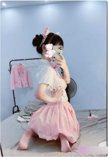 精选白粉嫩罗莉小仙女可爱妹子甜美超级人气合集