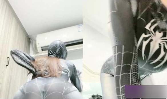 19岁大二学妹Lanncy的直播作品