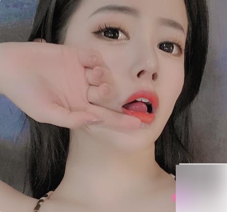 虎牙主播小野马定制微信私发作品