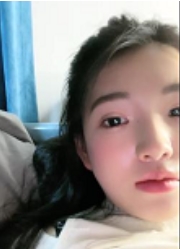 南京大二学妹在教室课堂中展示了真实的校花魅力，展示了N，5V，2.3G